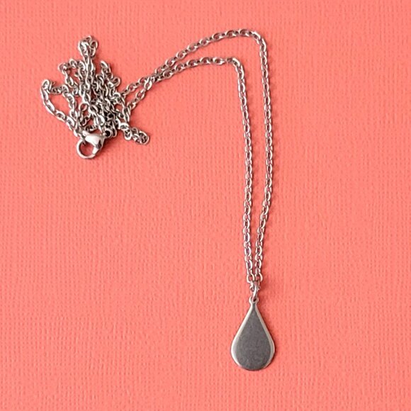 TEARDROP Stainless Steel Charm Chain Necklace 18" Minimalist - Picture 5 of 9